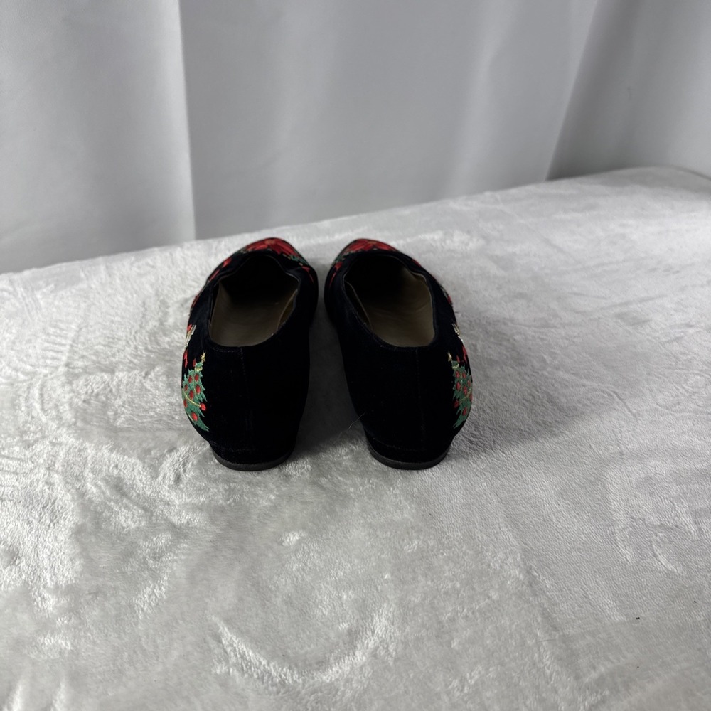 Vintage Talbots Black Velvet Balket Slippers W/ Red , Green Poinsettia Embroider - Picture 4 of 7